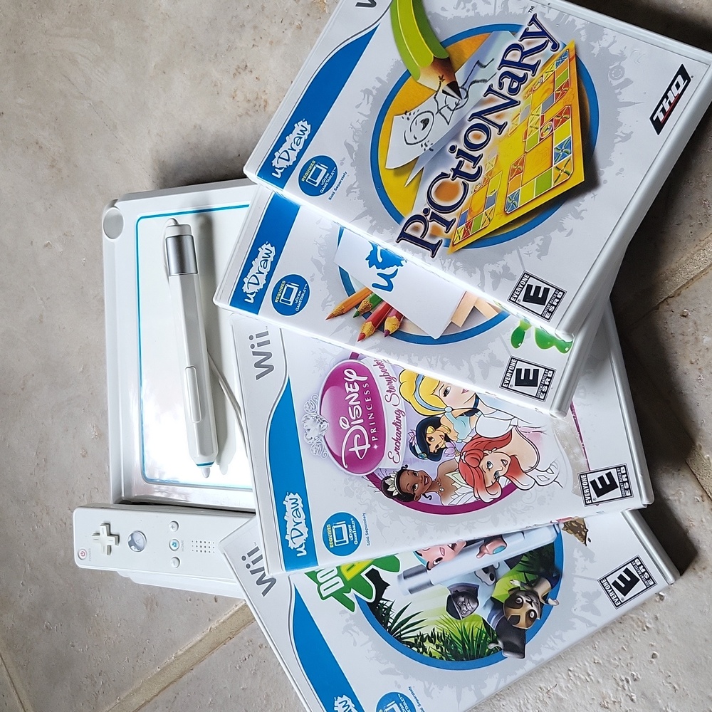 Wii U Draw Game Tablet And 4 Games